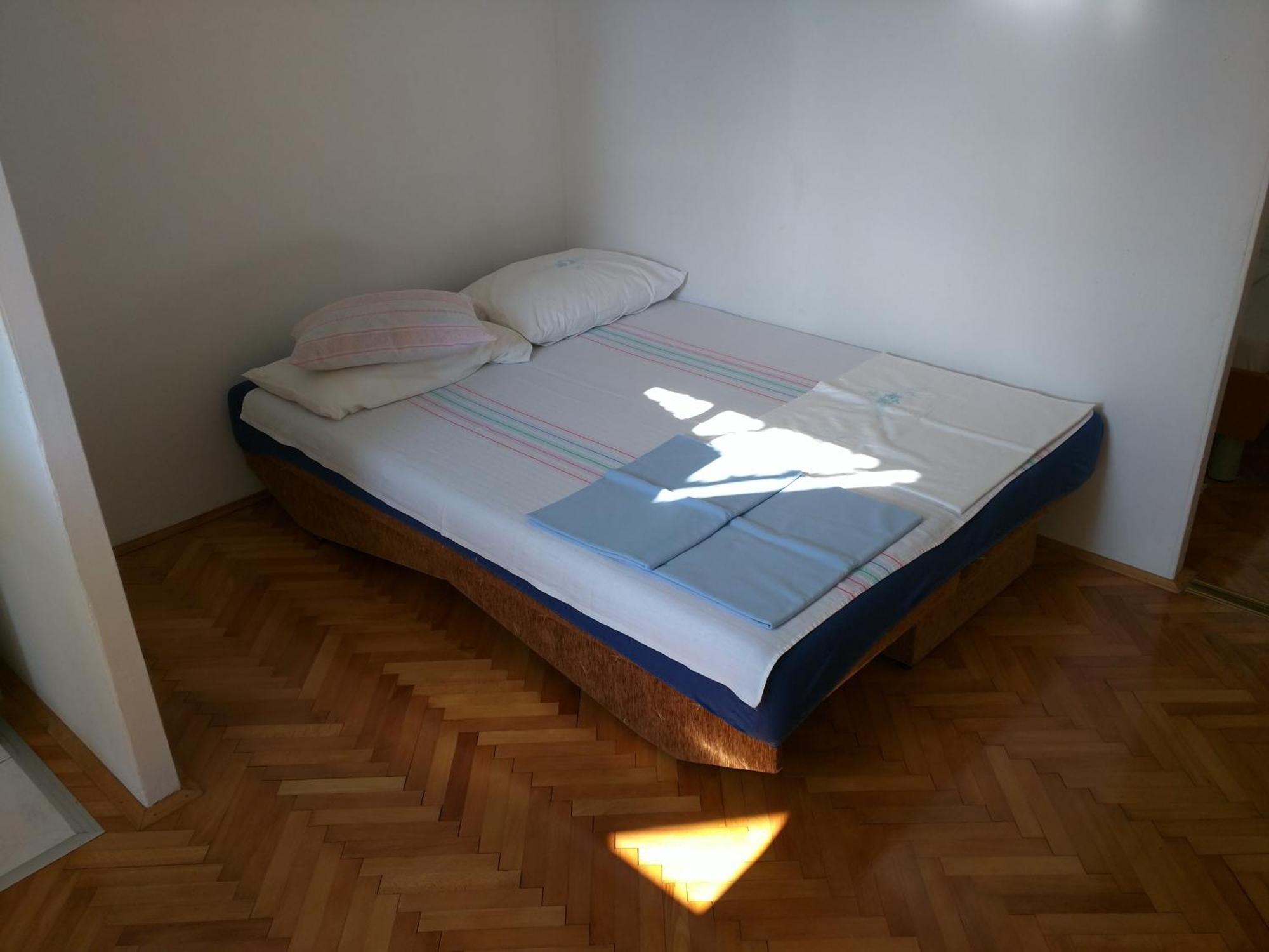 Apartment Bugenvila Vrboska Phòng bức ảnh