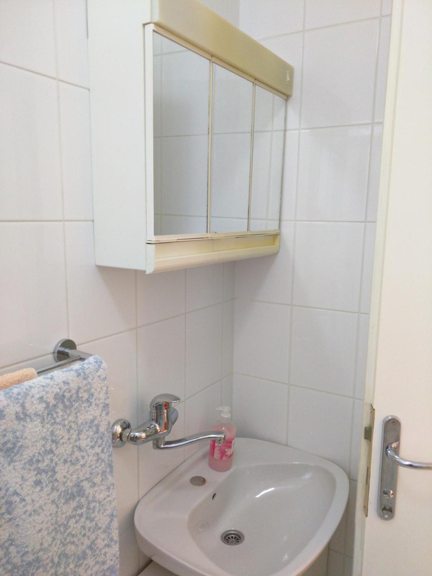Apartment Bugenvila Vrboska Phòng bức ảnh